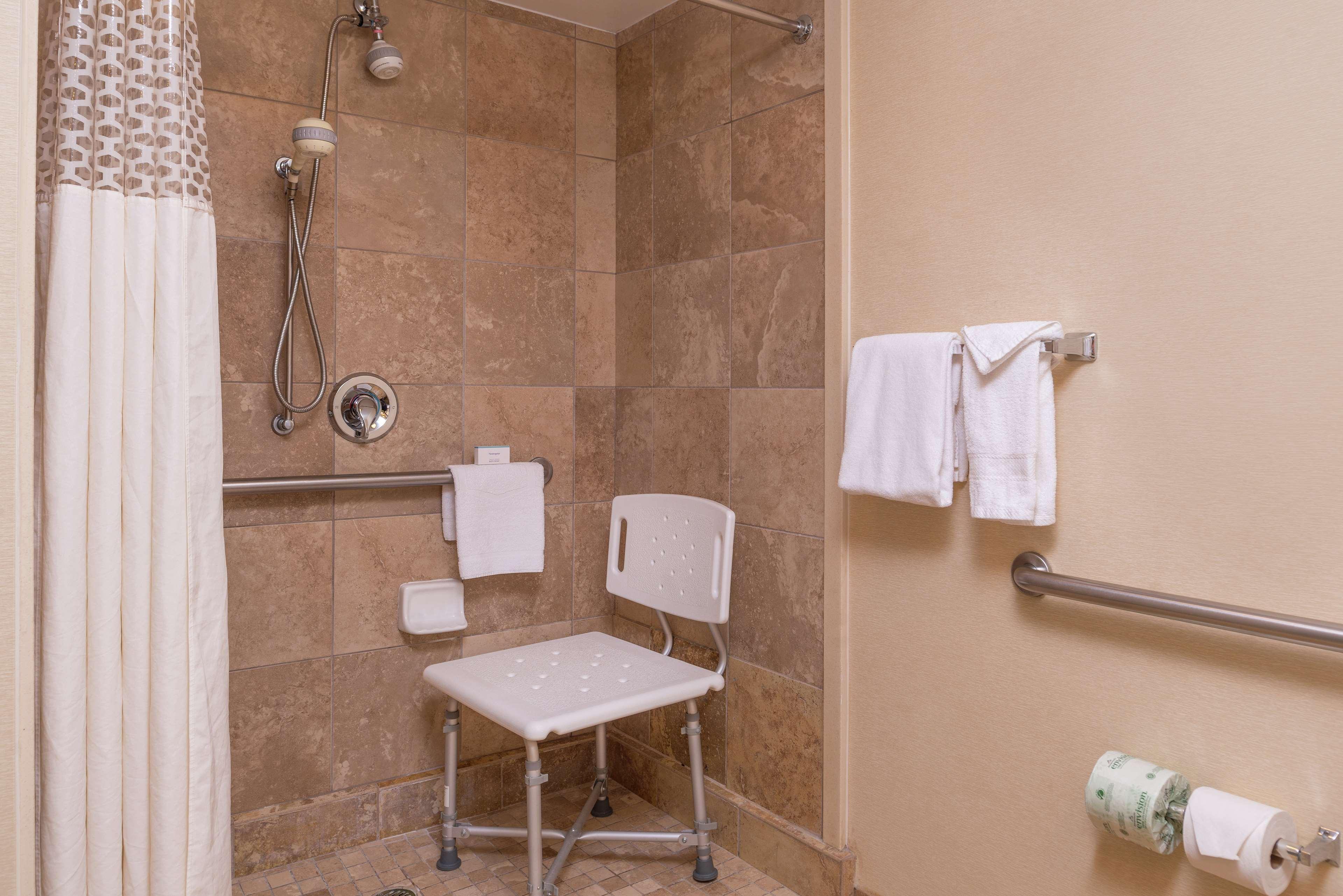 Hampton Inn & Suites Charlotte Arrowood Rd Zewnętrze zdjęcie