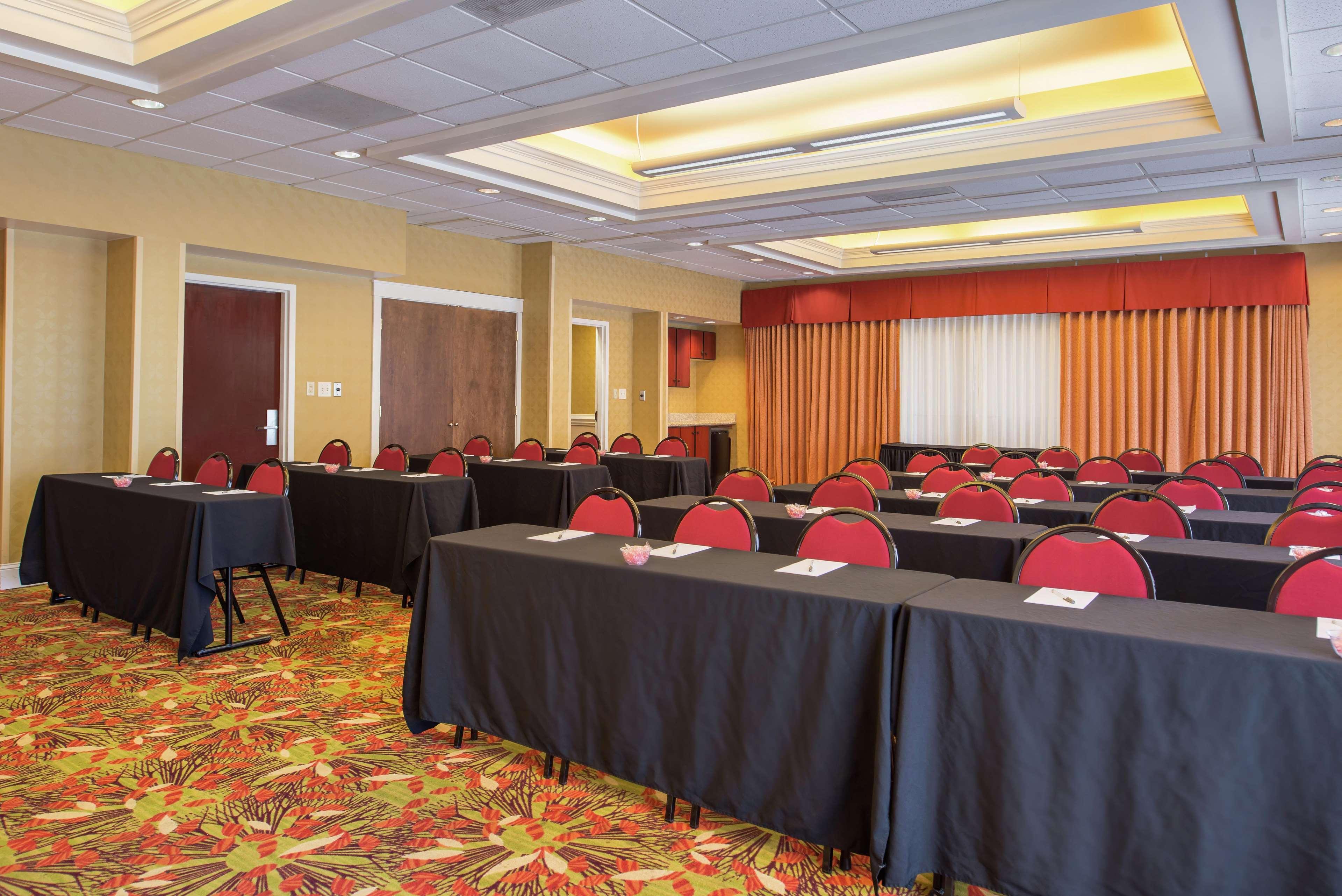 Hampton Inn & Suites Charlotte Arrowood Rd Zewnętrze zdjęcie