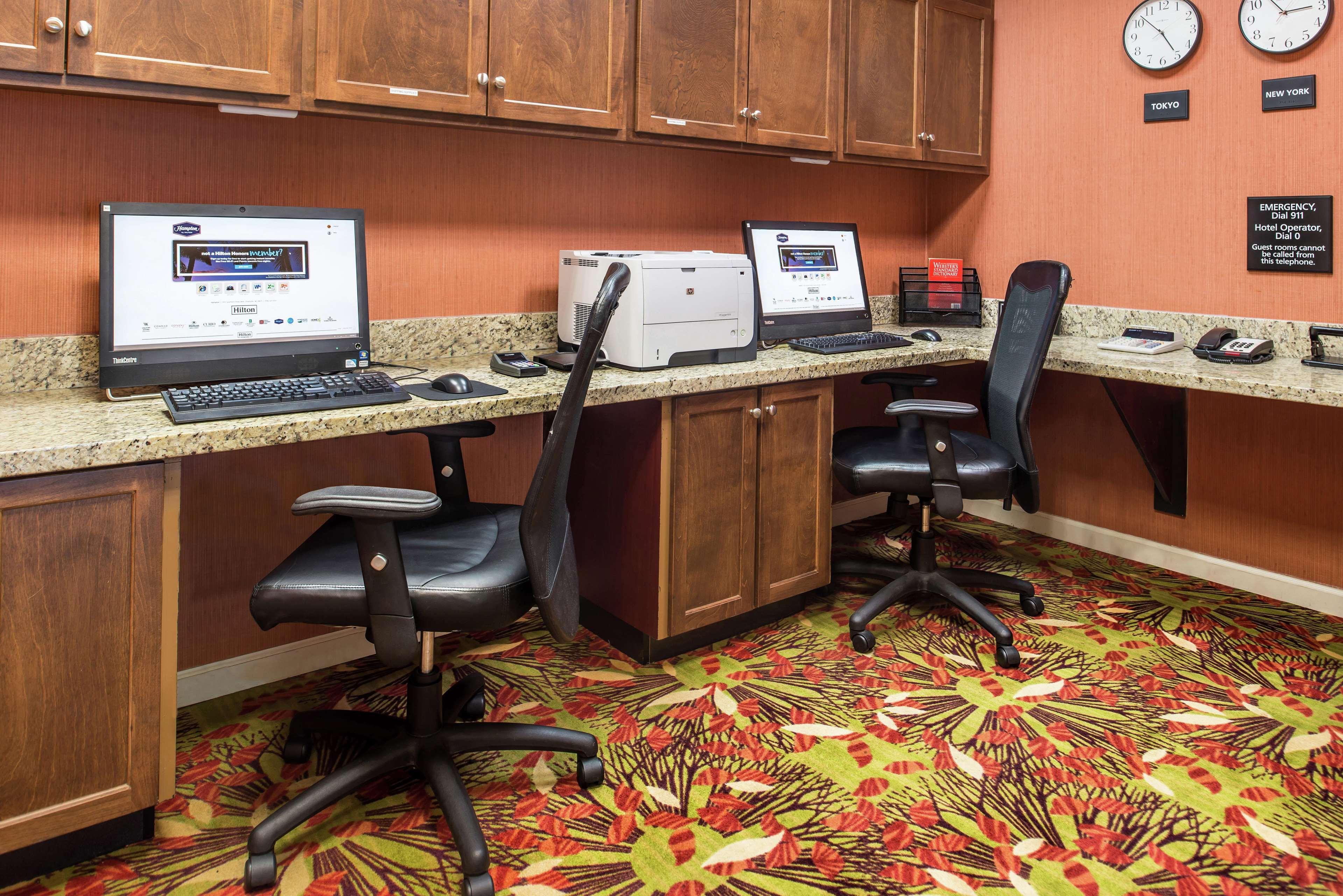 Hampton Inn & Suites Charlotte Arrowood Rd Zewnętrze zdjęcie