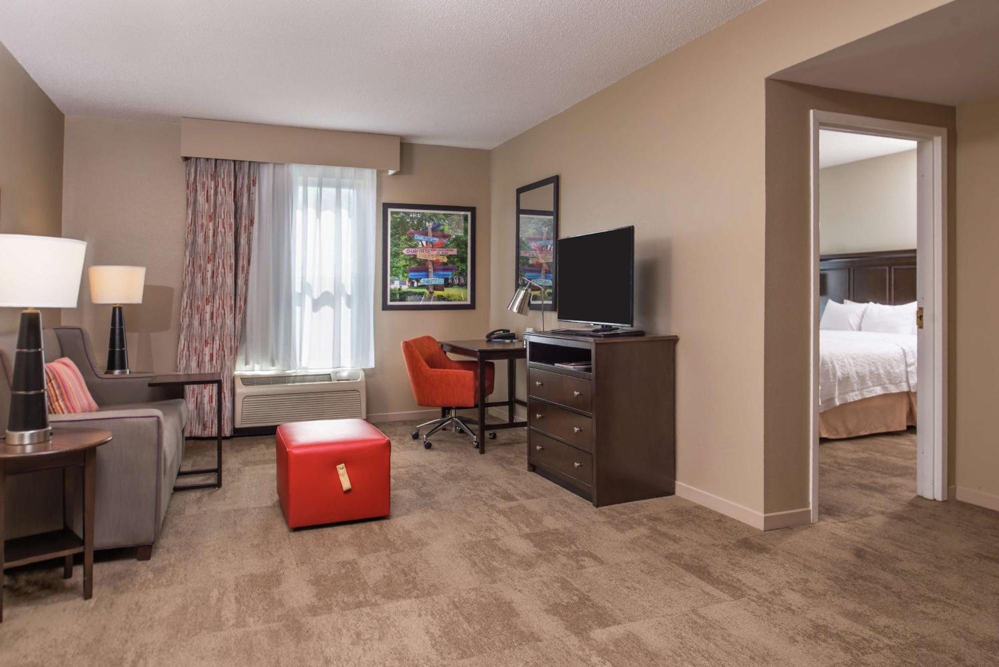 Hampton Inn & Suites Charlotte Arrowood Rd Zewnętrze zdjęcie