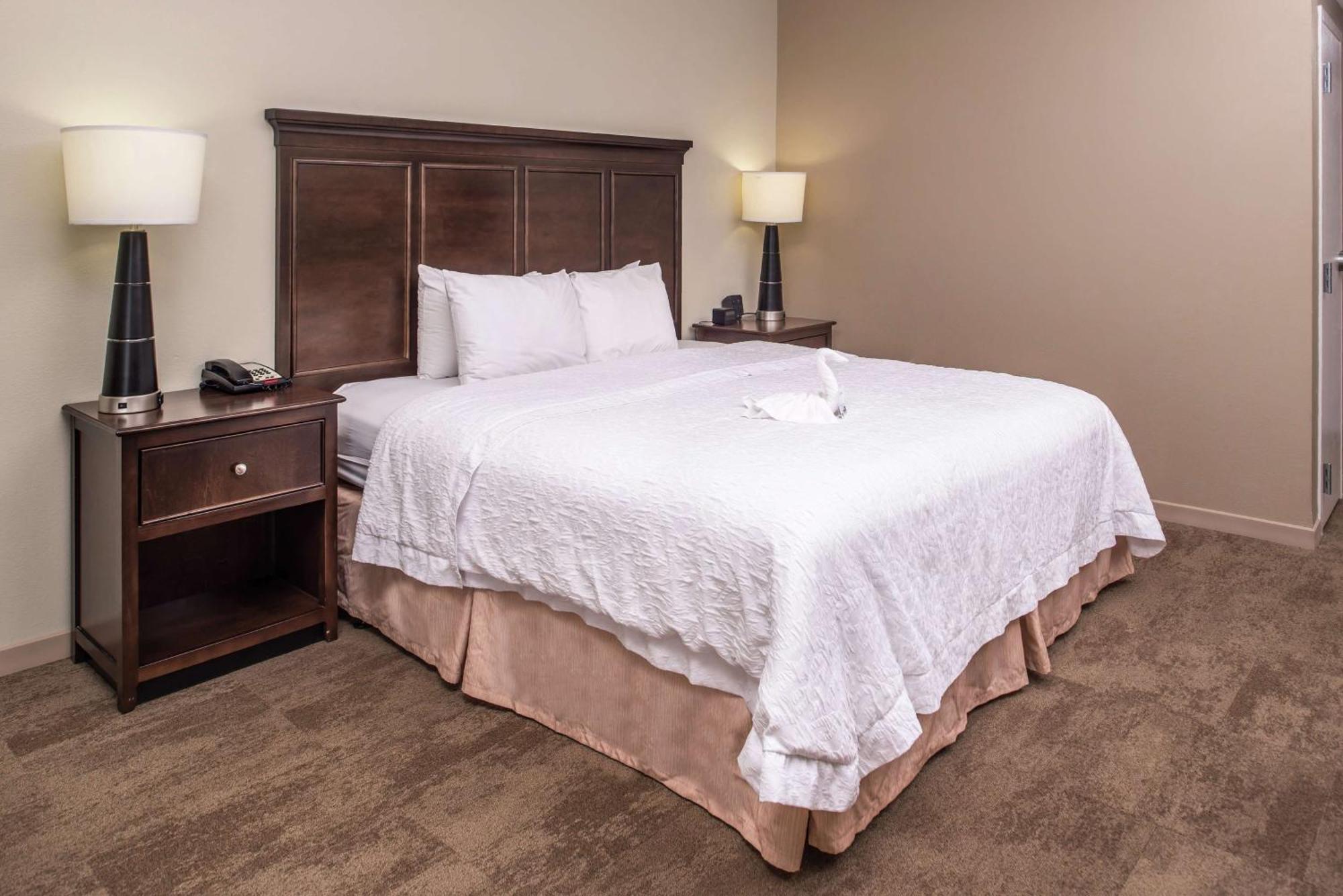 Hampton Inn & Suites Charlotte Arrowood Rd Zewnętrze zdjęcie