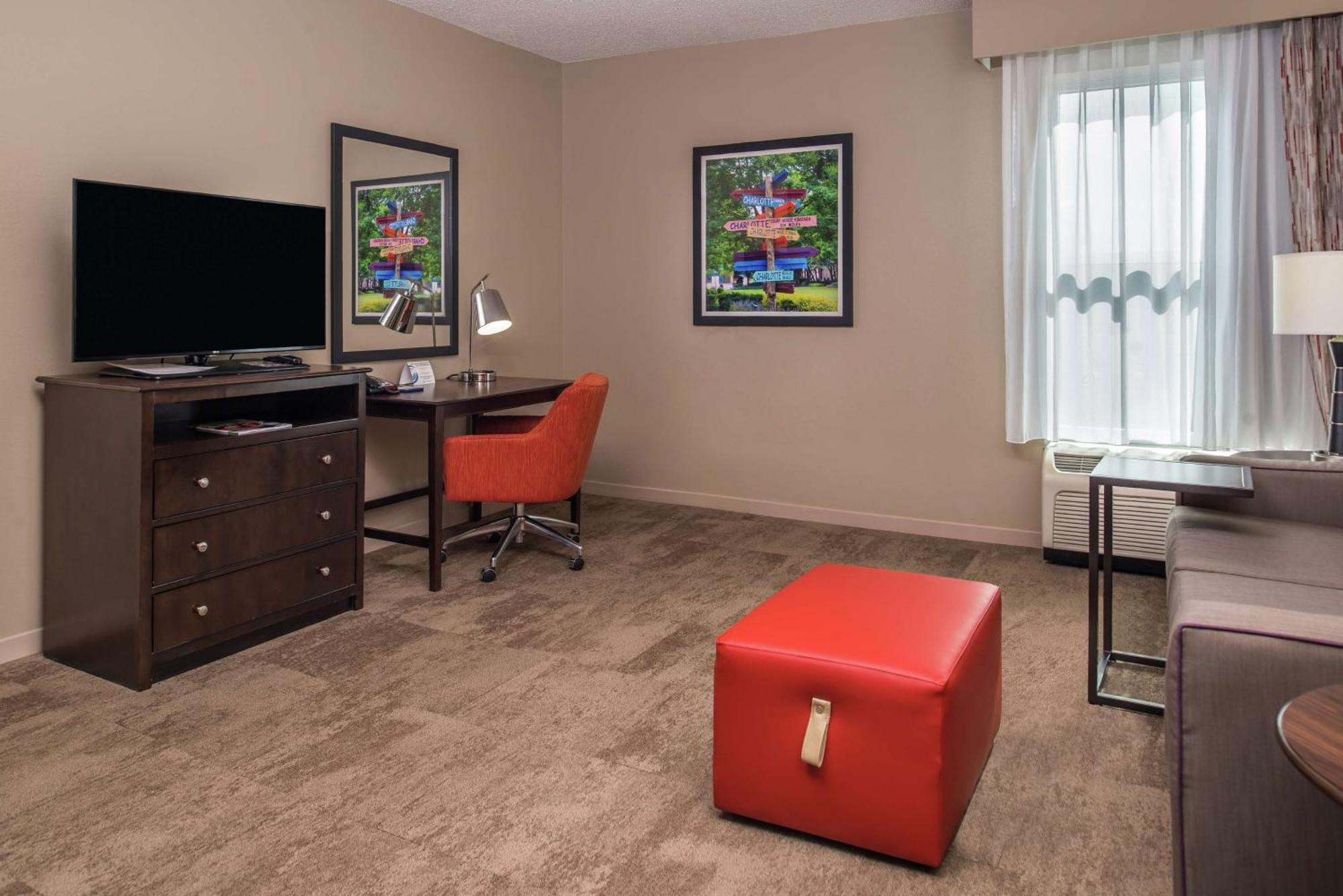 Hampton Inn & Suites Charlotte Arrowood Rd Zewnętrze zdjęcie